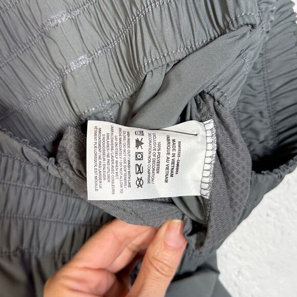 Nike Women's Dri-fit One Ultra High-Waisted Pants - Smoke Grey medium$70 - Picture 8 of 10